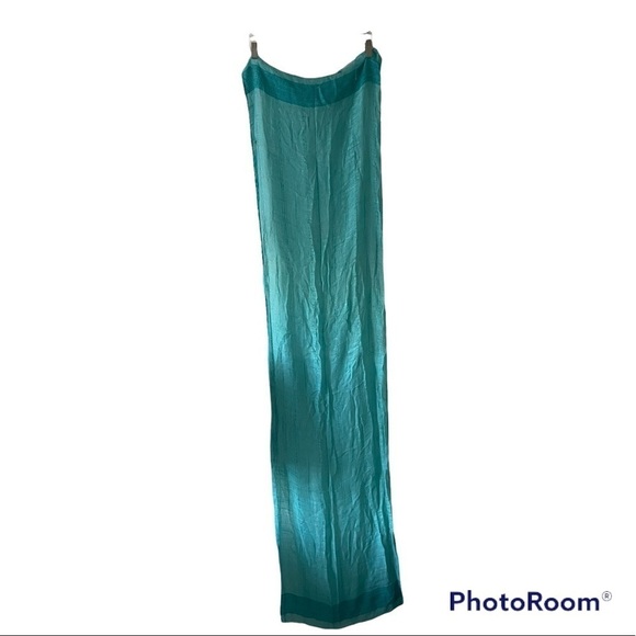 Viscose fringe scarf - Picture 4 of 6